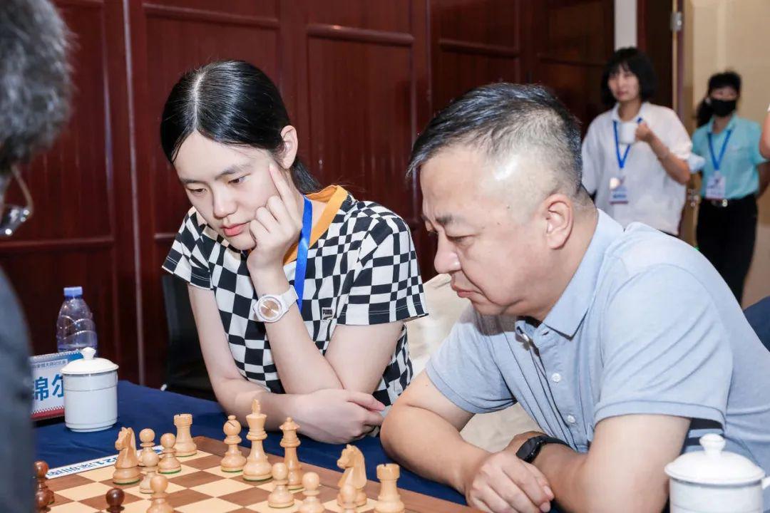 象棋世界大赛_象棋杯比赛世界游戏有哪些_象棋游戏世界杯比赛